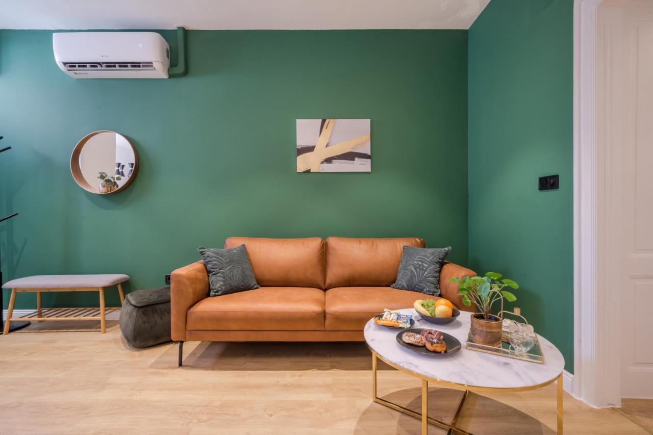 Tilia Luxury Apartment - 3 Bedrooms With Ac Budapest Luaran gambar